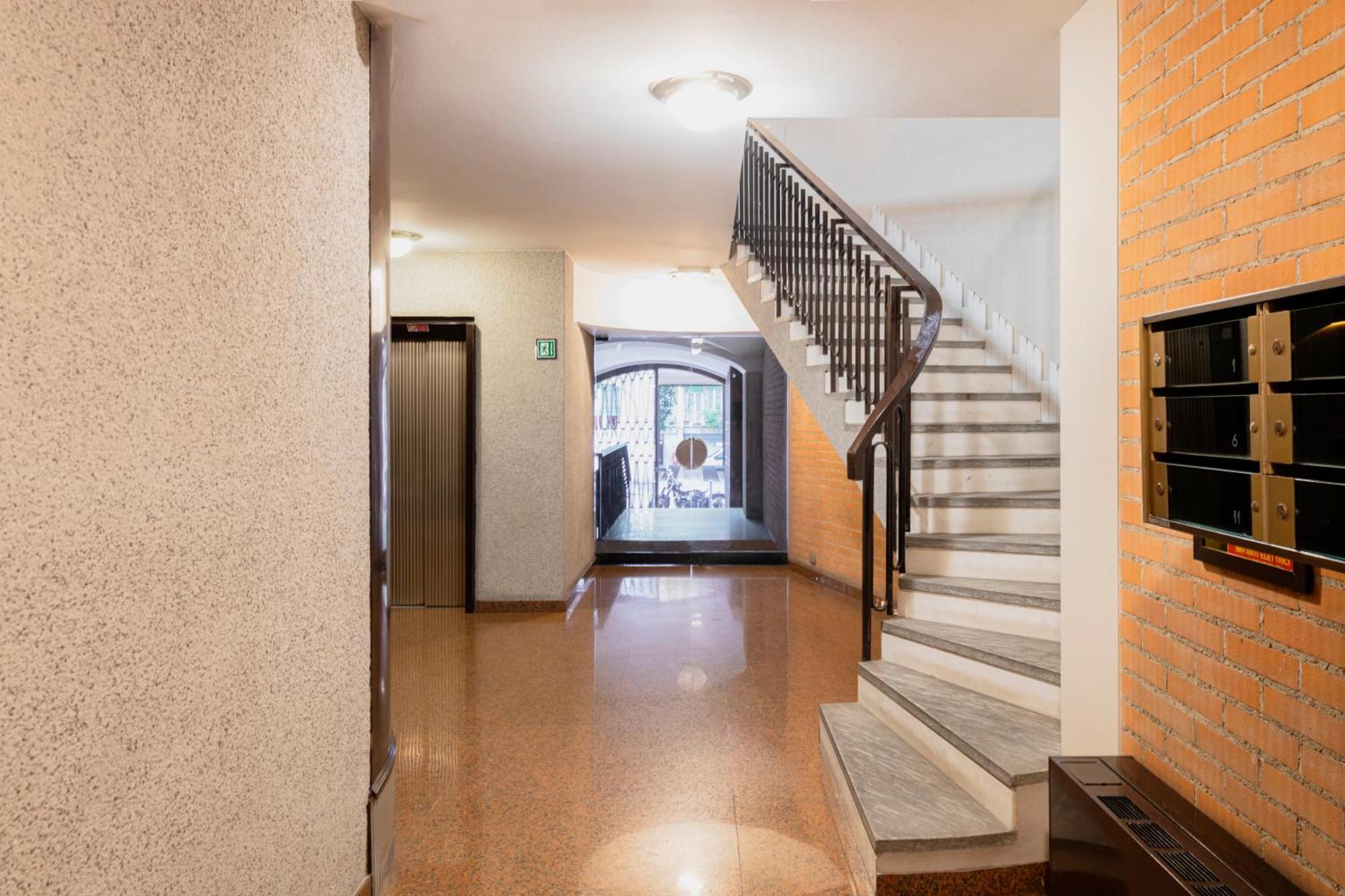 Relstay - Borgonuovo Milan Bagian luar foto